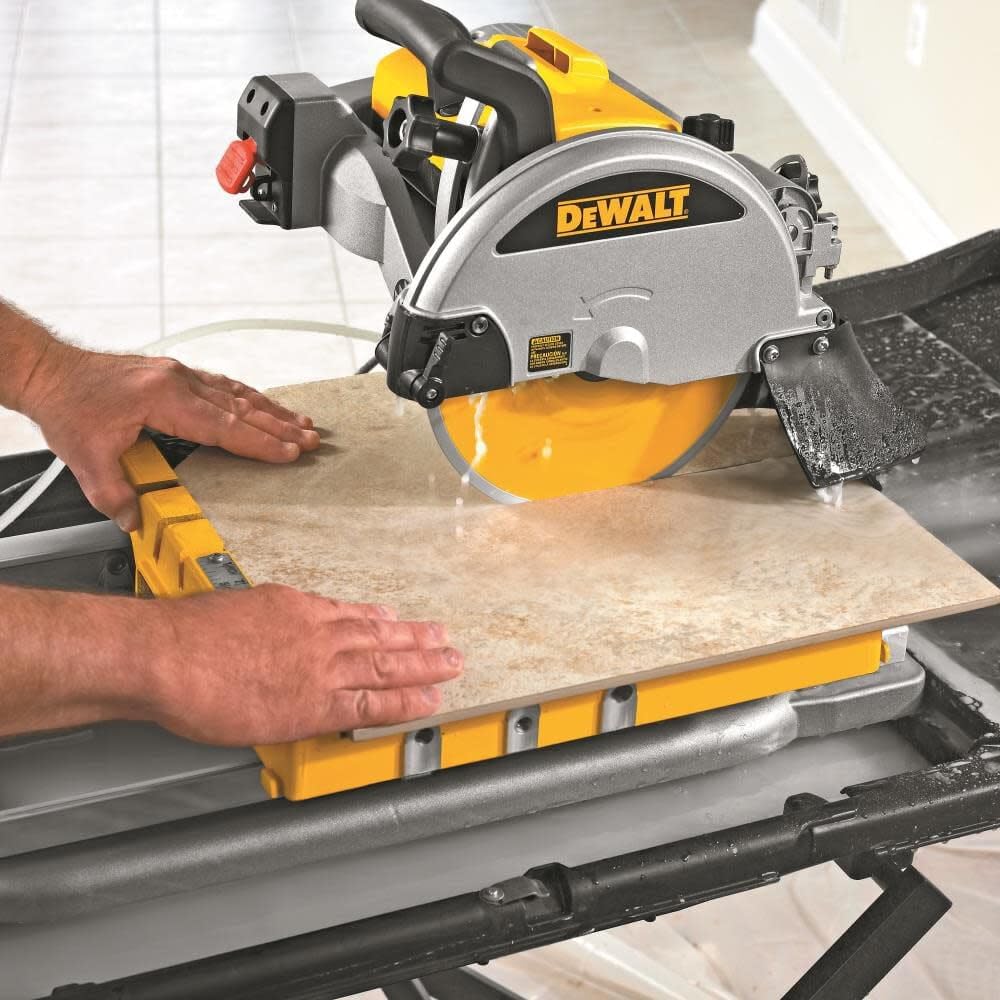 DEWALT Wet Tile Saw with Stand, 10-Inch, Corded (D24000S)