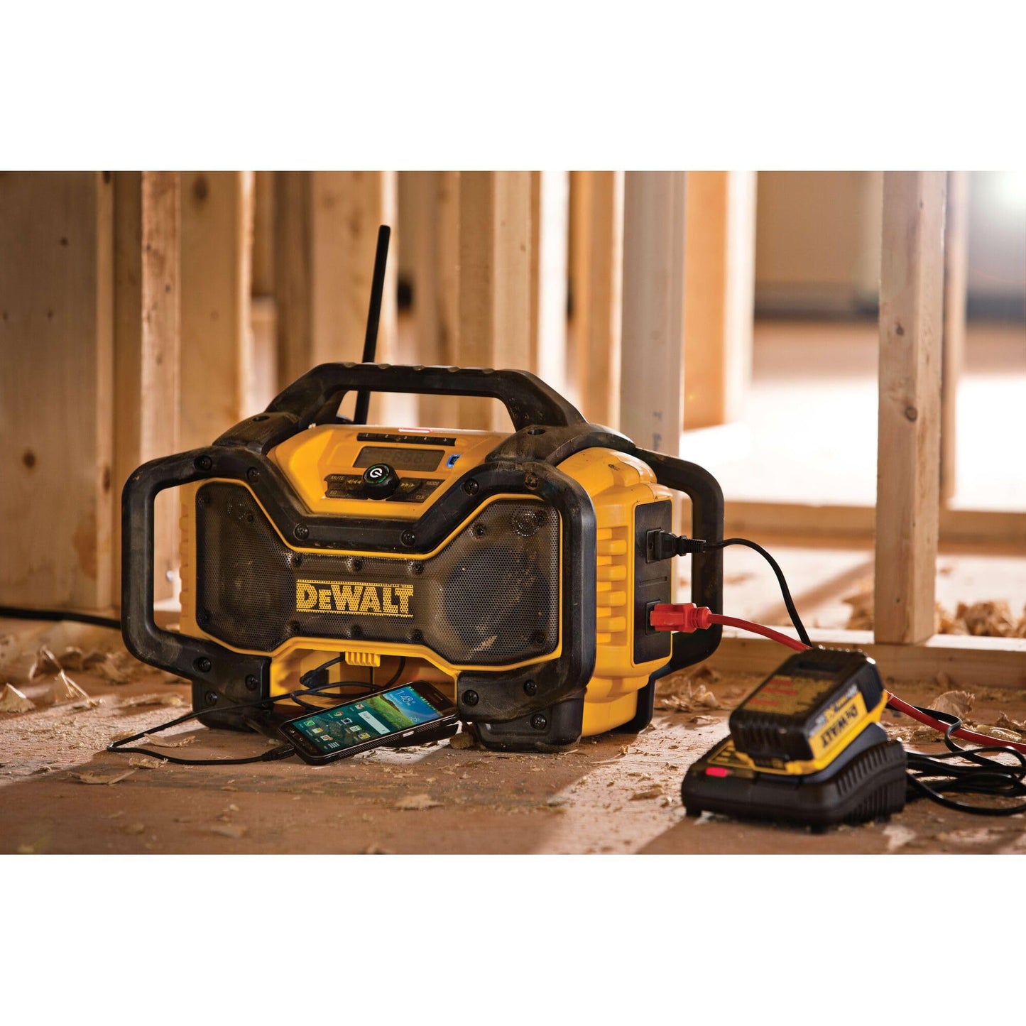 DEWALT 20V MAX Bluetooth Radio, 100 ft Range, Portable for Jobsites (DCR025)